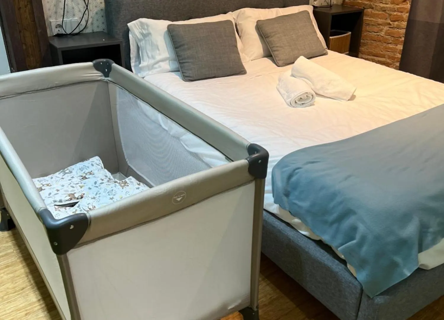 Apartment La Catolica Guest House Granada Spain